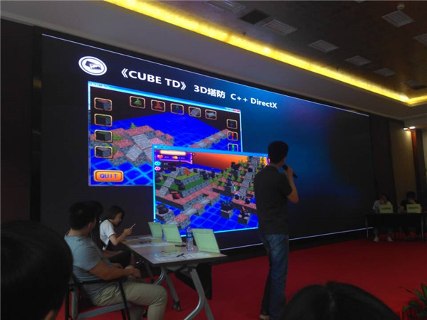 E游戏设计学员张振波抓住了上海波克城市的橄榄枝.jpg